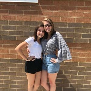 Meet your Posher, Allison